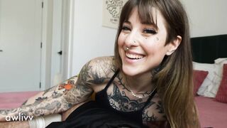 girlfriend’s tatted sister lets me cum inside her while gf is at work - awlivv, jak knife